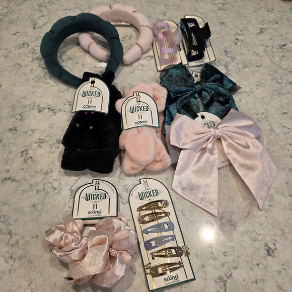 Wicked X CONAIR Hair Accessories SET! Bundle Of 10 - Picture 1 of 10